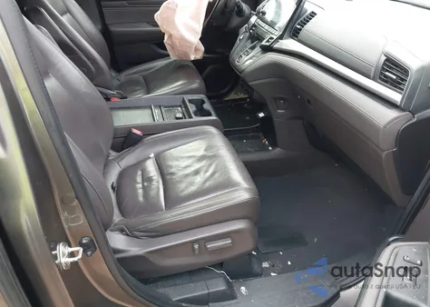 2018 Honda Odyssey Touring z USA, uszkodzony, nr VIN 5FNRL6H81JB043504